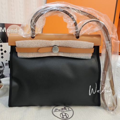 Hermes Herbag 31 黑色併色防水料 