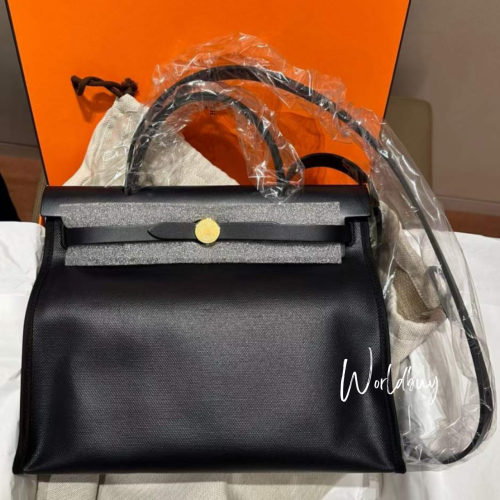 Hermes Herbag 31 黑色金扣 防水料